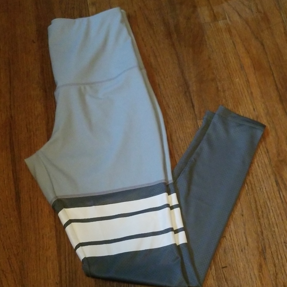 High waisted workout leggings